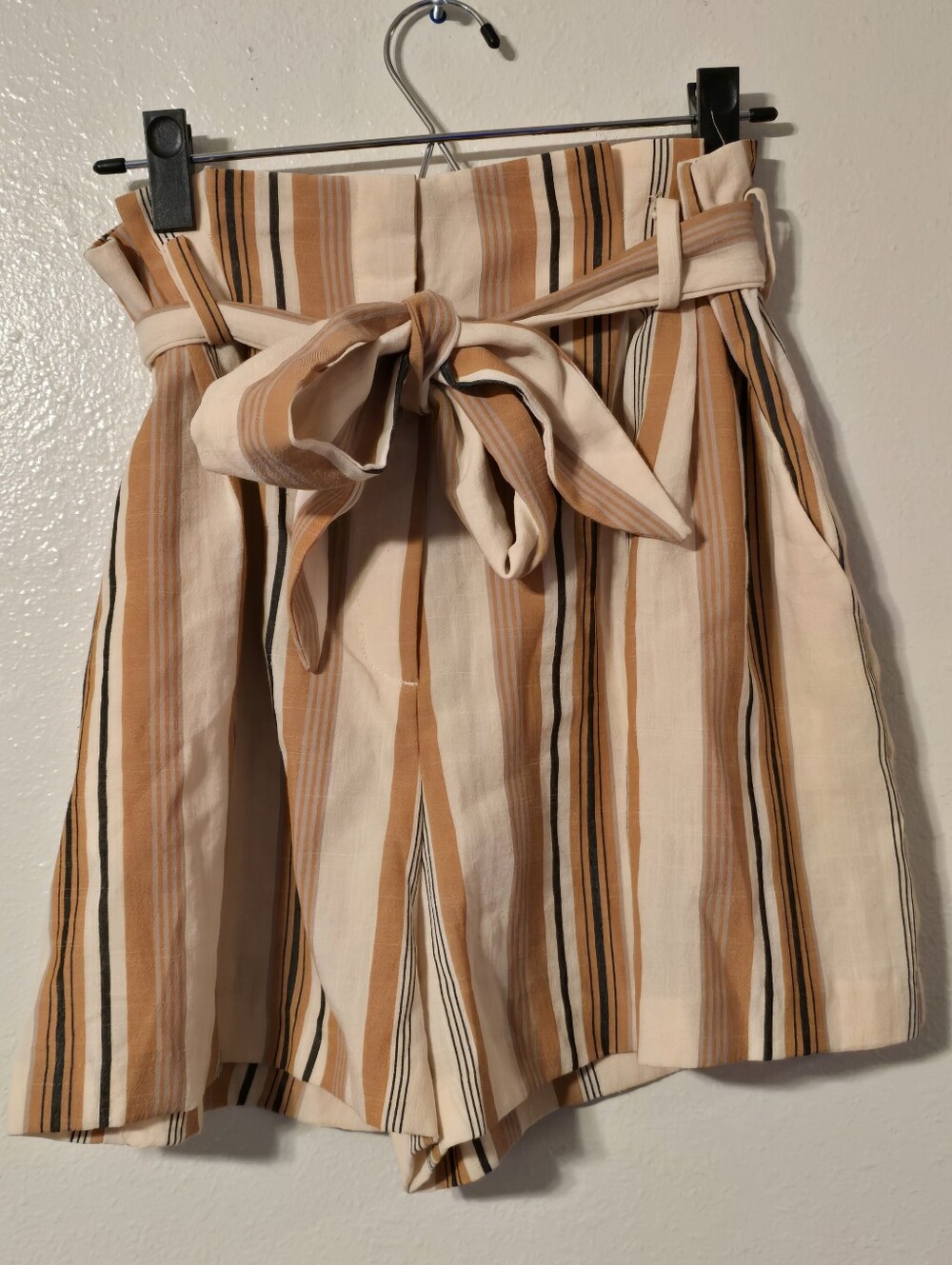 H&M Striped Paperbag Waist High-Rise Shorts with Tie Belt - Size 8